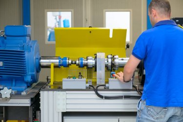 Industry & Manufacturing